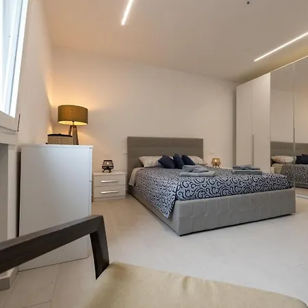 Obsidian -centro- Wifi + Free Parking Apartamento Rávena