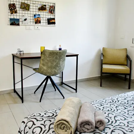 Apartamento Obsidian -centro- Wifi + Free Parking Rávena